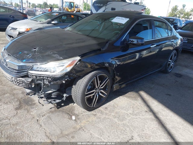 1HGCR3F9XHA013615 Honda Accord Touring V6