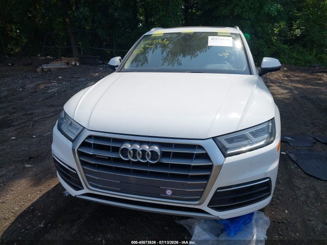 45573538 :رقم المزاد ، WA1BNAFY9J2208469 vin ، 2018 Audi Q5 2.0t Premium/2.0t Tech Premium مزاد بيع