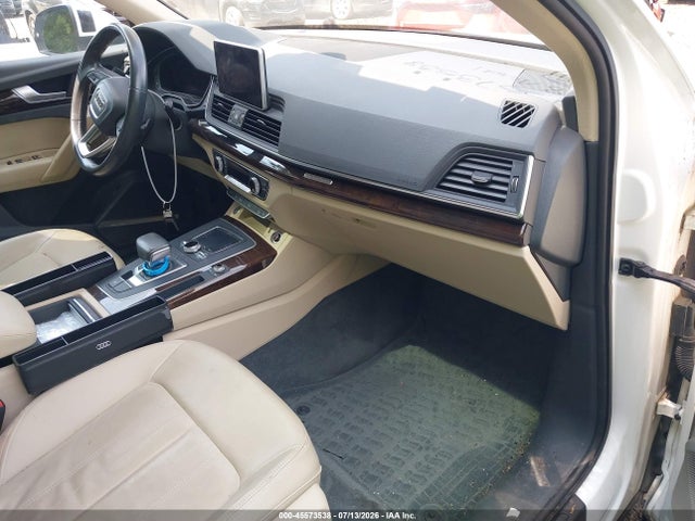 45573538 :رقم المزاد ، WA1BNAFY9J2208469 vin ، 2018 Audi Q5 2.0t Premium/2.0t Tech Premium مزاد بيع