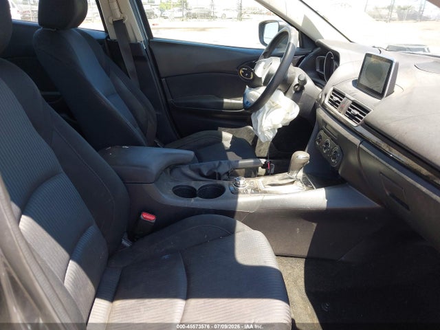 2016 Mazda Mazda3 I Sport მანქანა იყიდება აუქციონზე, vin: 3MZBM1U75GM301796, აუქციონის ნომერი: 45573576