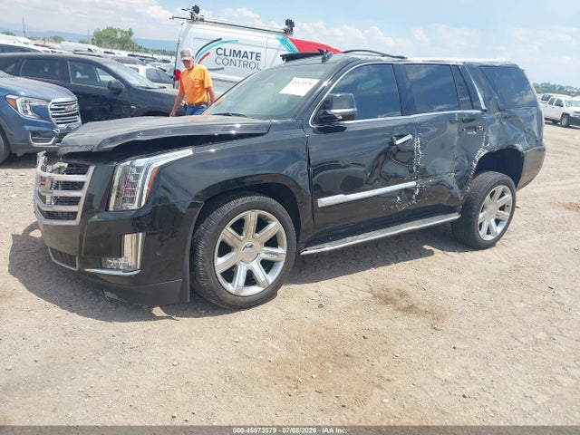 2019 Cadillac Escalade Luxury მანქანა იყიდება აუქციონზე, vin: 1GYS4BKJ6KR405027, აუქციონის ნომერი: 45573579