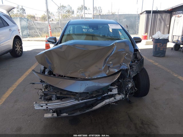 Toyota Prius Prime Plus 2017 JTDKARFP5H3034587 Image 17