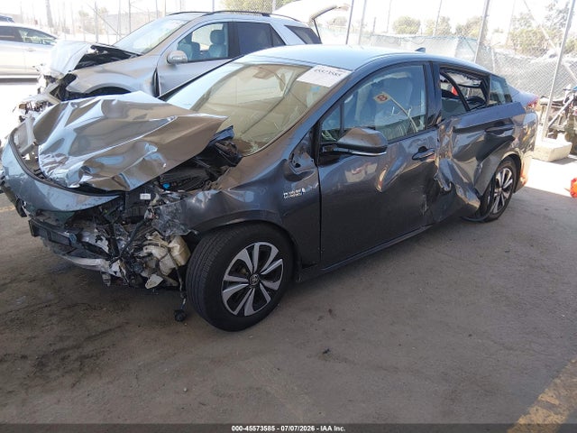 Toyota Prius Prime Plus 2017 JTDKARFP5H3034587 Image 2