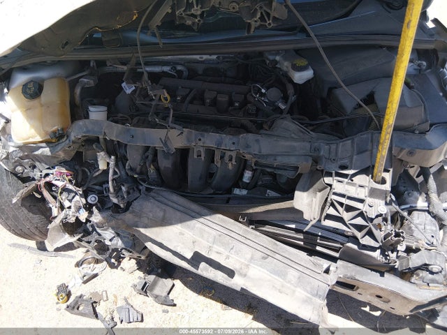 1FADP3F2XJL327468 Ford FOCUS SE