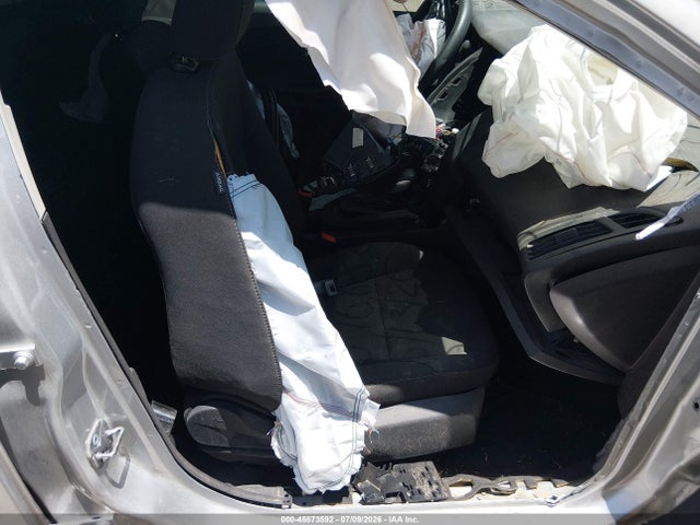 1FADP3F2XJL327468 Ford FOCUS SE