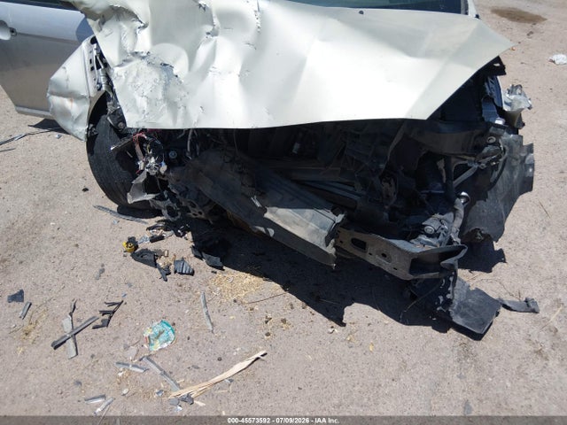 1FADP3F2XJL327468 Ford FOCUS SE
