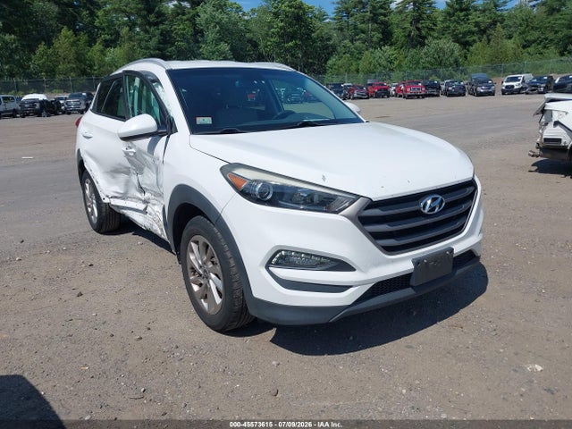 Hyundai TUCSON SE 2016 KM8J3CA49GU077138 Image 1