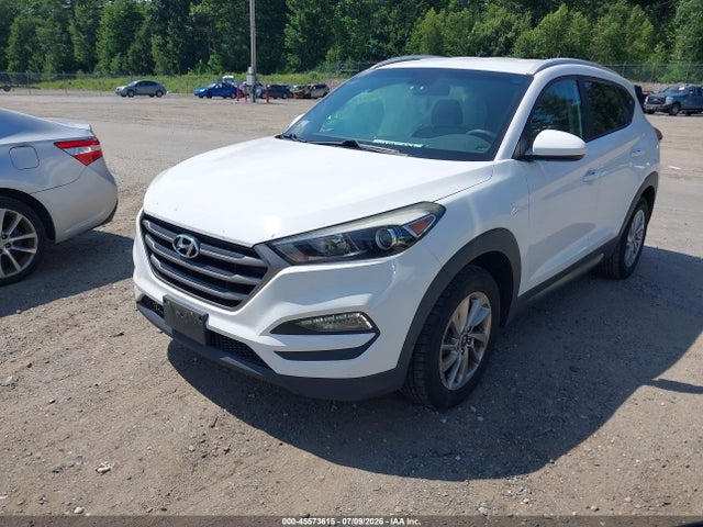 Hyundai TUCSON SE 2016 KM8J3CA49GU077138 Image 2