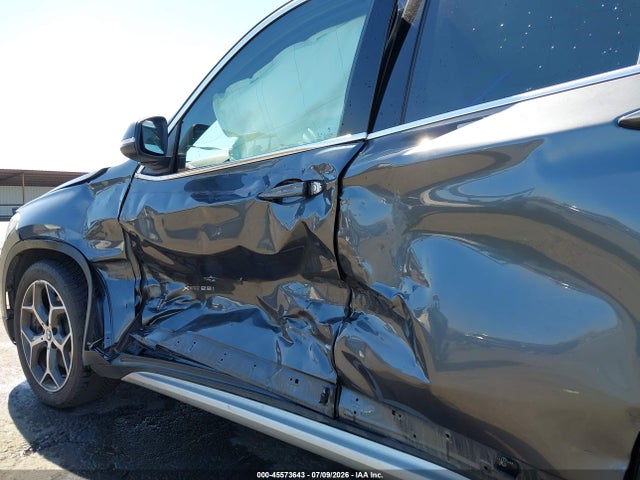 BMW X1 Xdrive28i 2018 WBXHT3C33J5F91906 Image 19