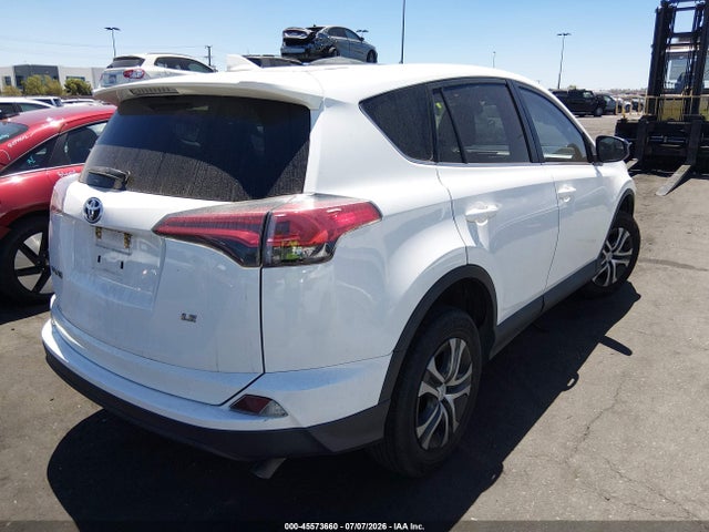 Toyota RAV4 LE 2018 2T3ZFREV4JW519077 Image 4