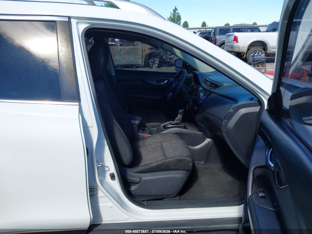 Nissan ROGUE S 2017 KNMAT2MV9HP571549 Image 5