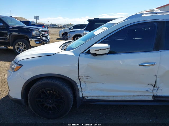 Nissan ROGUE S 2017 KNMAT2MV9HP571549 Image 6