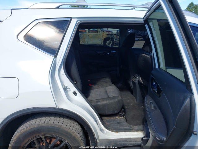 Nissan ROGUE S 2017 KNMAT2MV9HP571549 Image 8