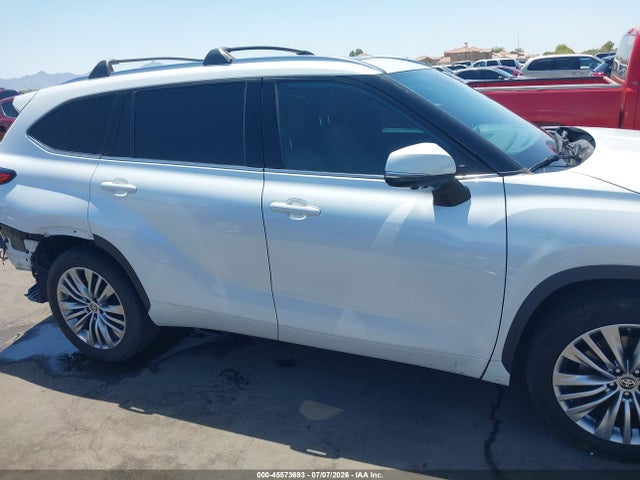 2023 Toyota Highlander Platinum მანქანა იყიდება აუქციონზე, vin: 5TDKDRAH8PS507516, აუქციონის ნომერი: 45573693