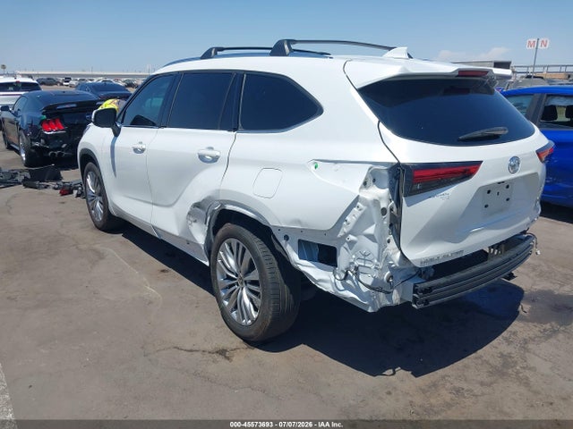 2023 Toyota Highlander Platinum მანქანა იყიდება აუქციონზე, vin: 5TDKDRAH8PS507516, აუქციონის ნომერი: 45573693