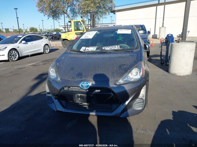 Toyota Prius C Two 2016 JTDKDTB32G1136513 Image 12