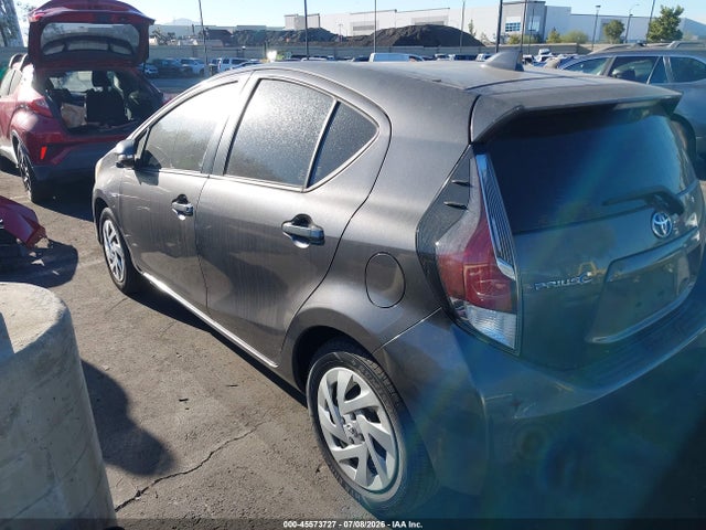 Toyota Prius C Two 2016 JTDKDTB32G1136513 Image 3