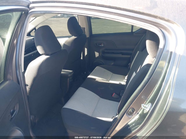Toyota Prius C Two 2016 JTDKDTB32G1136513 Image 8
