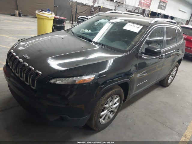 1C4PJLCB2JD511374 Jeep Cherokee Latitude Fwd