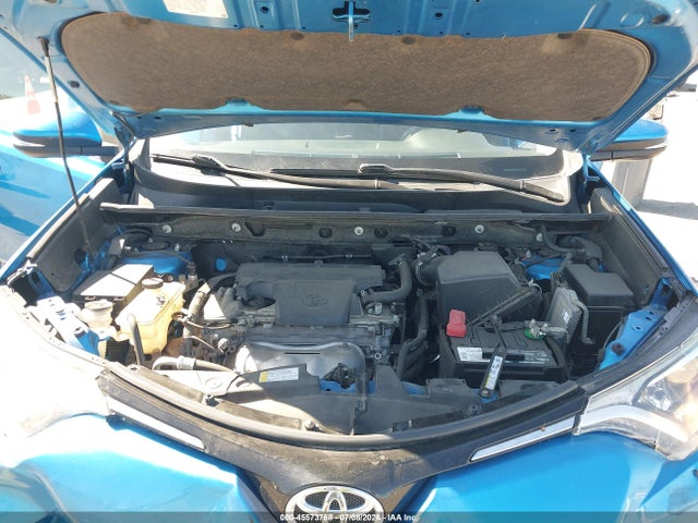 Toyota Rav4 Xle 2016 JTMWFREV9GD090138 Image 10