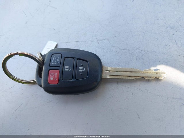 Toyota Rav4 Xle 2016 JTMWFREV9GD090138 Image 11