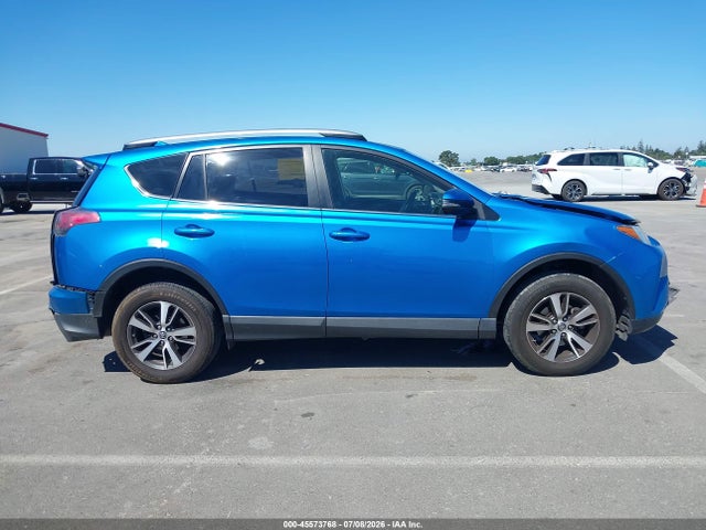 Toyota Rav4 Xle 2016 JTMWFREV9GD090138 Image 13