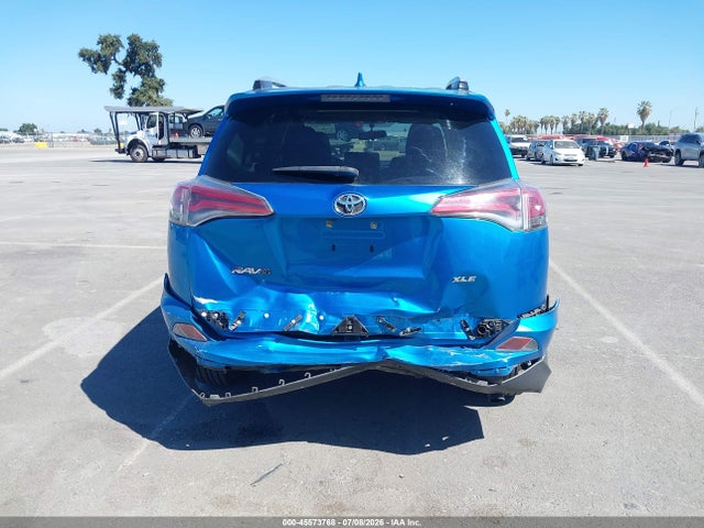 Toyota Rav4 Xle 2016 JTMWFREV9GD090138 Image 16