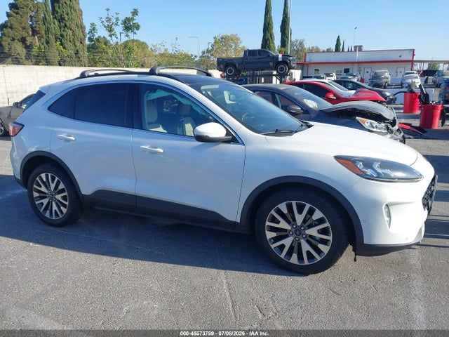 Auction sale of the 2020 Ford Escape Titanium Hybrid, vin: 1FMCU0DZ3LUB05649, lot number: 45573799