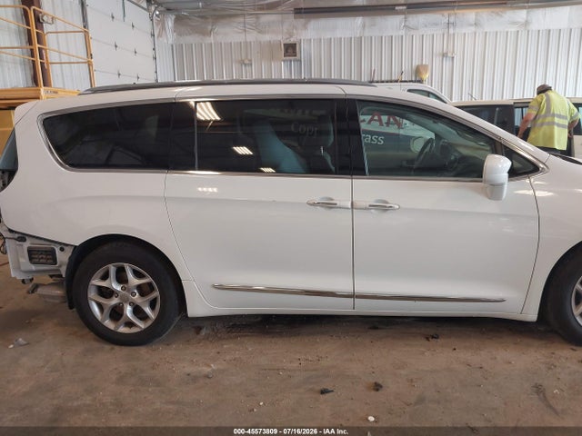 Aukcja sprzedaży 2018 Chrysler Pacifica Touring L, vin: 2C4RC1BG1JR271431, numer aukcji: 45573809
