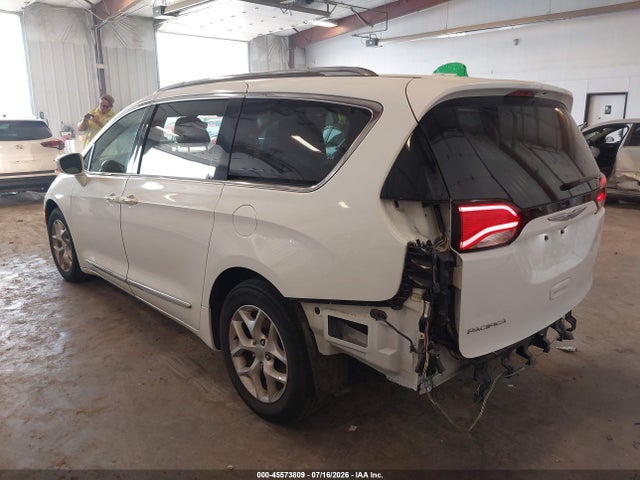 Aukcja sprzedaży 2018 Chrysler Pacifica Touring L, vin: 2C4RC1BG1JR271431, numer aukcji: 45573809