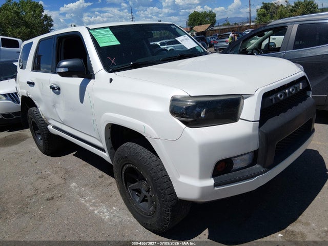 2011 Toyota 4runner Sr5 V6 მანქანა იყიდება აუქციონზე, vin: JTEBU5JR1B5047935, აუქციონის ნომერი: 45573827