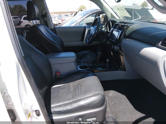 45573827 :رقم المزاد ، JTEBU5JR1B5047935 vin ، 2011 Toyota 4runner Sr5 V6 مزاد بيع