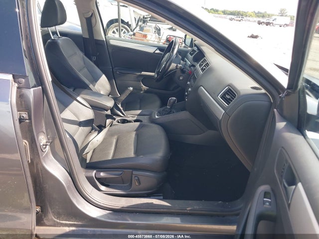 Продажа на аукционе авто 2013 Volkswagen Jetta 2.5l Se, vin: 3VWDX7AJ2DM364207, номер лота: 45573868