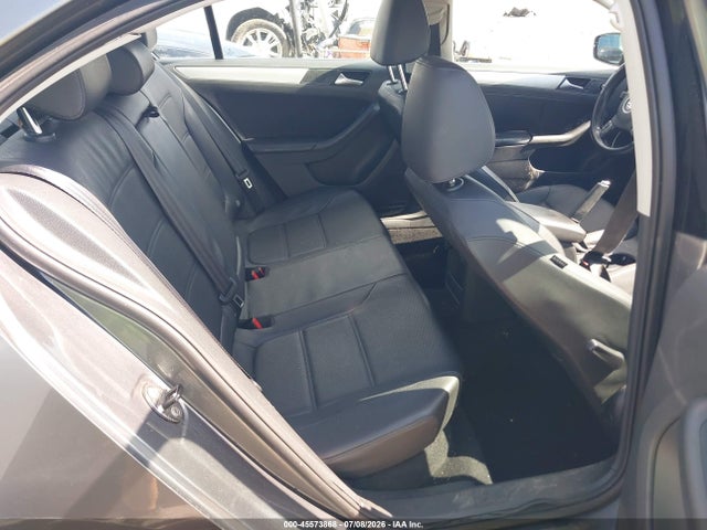Продажа на аукционе авто 2013 Volkswagen Jetta 2.5l Se, vin: 3VWDX7AJ2DM364207, номер лота: 45573868