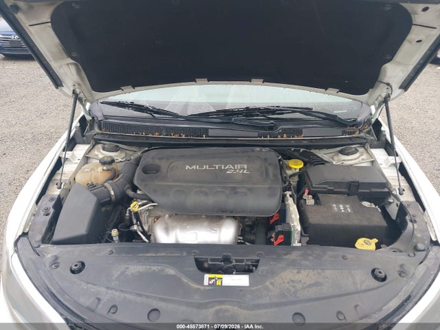 Продажа на аукционе авто 2015 Chrysler 200 Limited, vin: 1C3CCCAB7FN631611, номер лота: 45573871