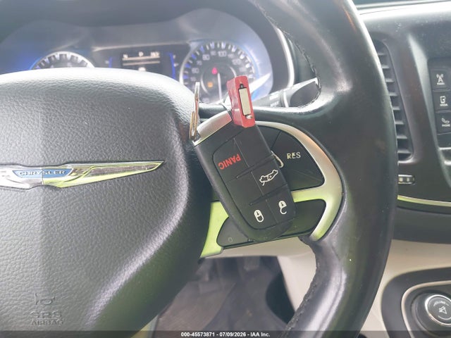 Продажа на аукционе авто 2015 Chrysler 200 Limited, vin: 1C3CCCAB7FN631611, номер лота: 45573871