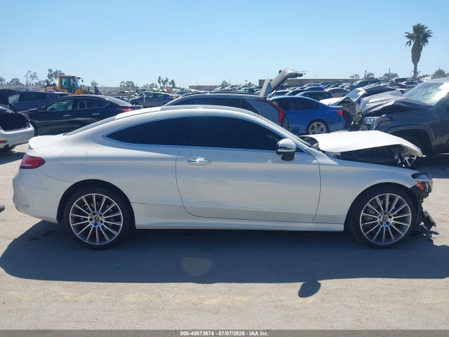 WDDWJ4JB8JF607587 Mercedes-Benz C 300