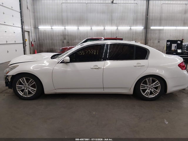 45573881 :رقم المزاد ، JN1CV6AR6FM521193 vin ، 2015 Infiniti Q40 مزاد بيع