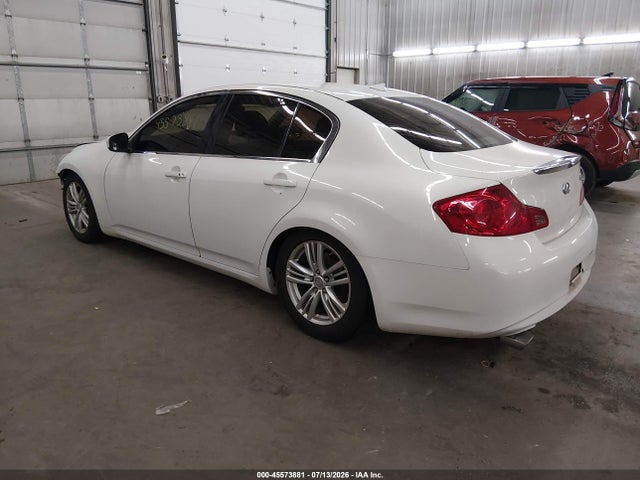 45573881 :رقم المزاد ، JN1CV6AR6FM521193 vin ، 2015 Infiniti Q40 مزاد بيع