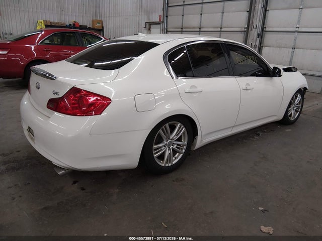 45573881 :رقم المزاد ، JN1CV6AR6FM521193 vin ، 2015 Infiniti Q40 مزاد بيع