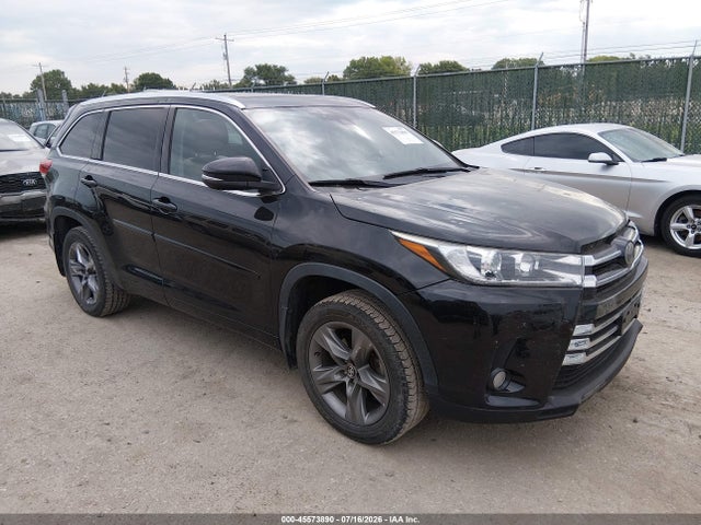 2018 5TDDZRFH4JS495861 main image