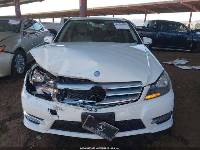 45573932 :رقم المزاد ، WDDGF4HB9DR298808 vin ، 2013 Mercedes-benz C 250 Sport مزاد بيع
