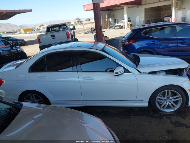 45573932 :رقم المزاد ، WDDGF4HB9DR298808 vin ، 2013 Mercedes-benz C 250 Sport مزاد بيع