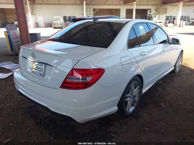 45573932 :رقم المزاد ، WDDGF4HB9DR298808 vin ، 2013 Mercedes-benz C 250 Sport مزاد بيع