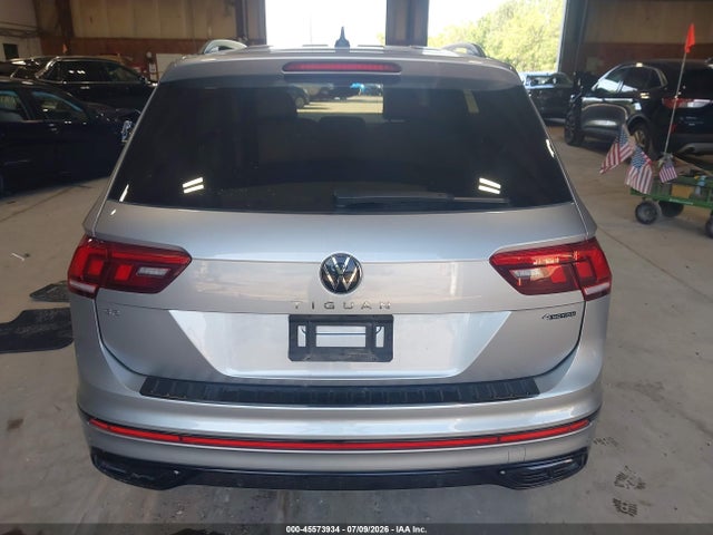 Продаж на аукціоні авто 2024 Volkswagen Tiguan 2.0t Se R-line Black, vin: 3VV8B7AX7RM115403, номер лоту: 45573934