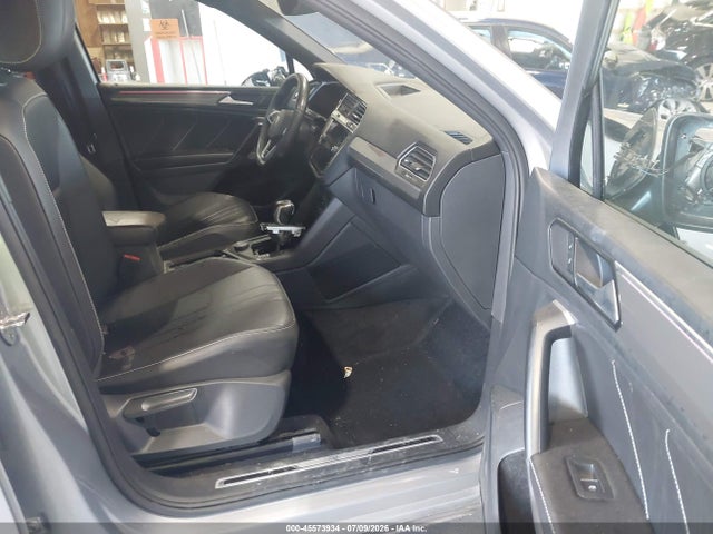 Продаж на аукціоні авто 2024 Volkswagen Tiguan 2.0t Se R-line Black, vin: 3VV8B7AX7RM115403, номер лоту: 45573934