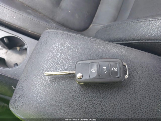2012 Volkswagen Jetta 2.5l Se მანქანა იყიდება აუქციონზე, vin: 3VWDX7AJ3CM107085, აუქციონის ნომერი: 45573966