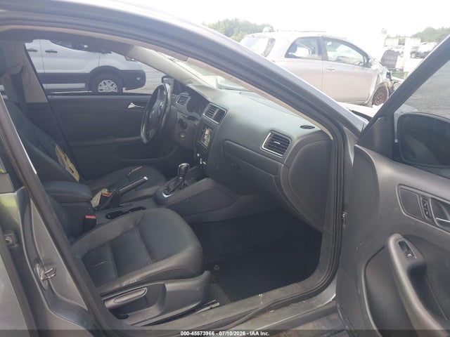 2012 Volkswagen Jetta 2.5l Se მანქანა იყიდება აუქციონზე, vin: 3VWDX7AJ3CM107085, აუქციონის ნომერი: 45573966