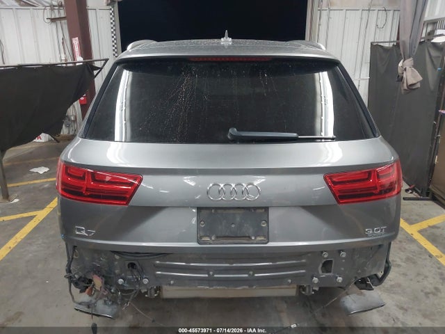 Audi Q7 3.0t Premium 2017 WA1AAAF74HD011108 Image 17