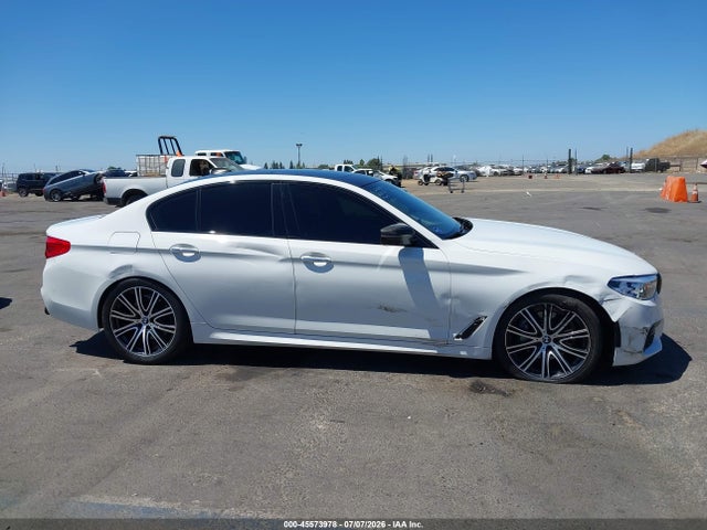 Продажа на аукционе авто 2018 Bmw 540i, vin: WBAJE5C51JWA96519, номер лота: 45573978